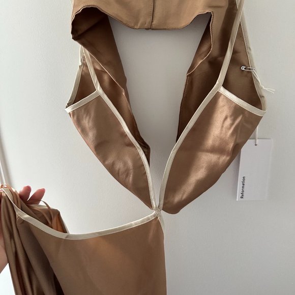 NWT Reformation Poppies Silk Cut-out Maxi Slip Dress Sz 10 Croissant Deep V-neck - Picture 6 of 8